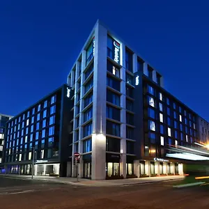 Travelodge Centre 3*