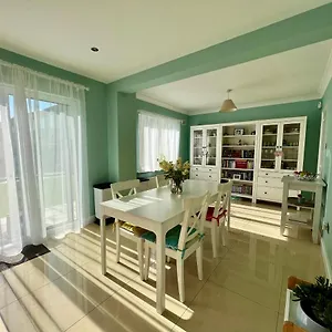 Vakantiehuis Adaline House *