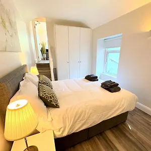 Dublin Apartments Apartment *