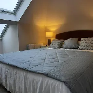 Stunning Family Sleeps 10 Villa *
