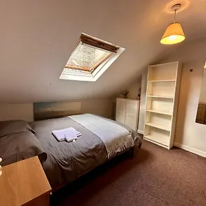 Homestay Spacious In Dublin