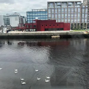 3bed 3bath Liffey River View Apartment