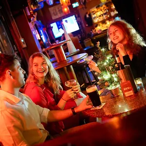 Rezz Temple Bar, 3*