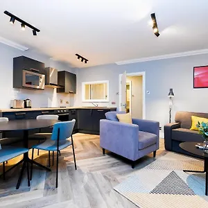 Staycity Augustine Aparthotel