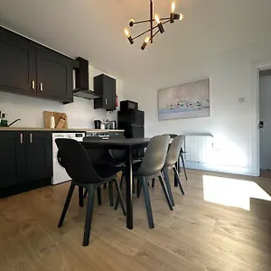 Abbey Apartment