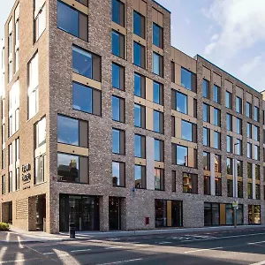 Apartment Relaxing Ensuites At Cork Street In Centre