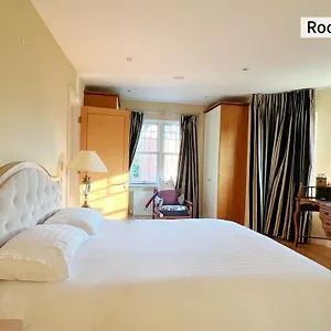 Homestay Peaceful With Garden & Creek - New Cozy Dublin