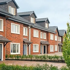 Spacious, Modern In A Shared Family Dublin