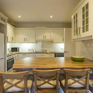 The Artane Self Catering 公寓