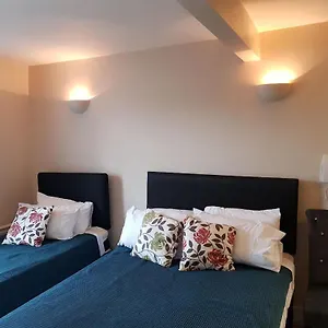 Kgt House Bed & Breakfast Dublin