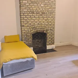 Apartment One Bedroom Apartment *