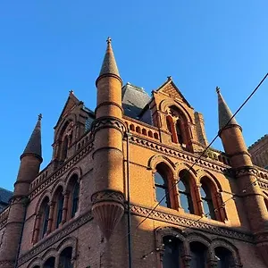 ホテル O'regans *
