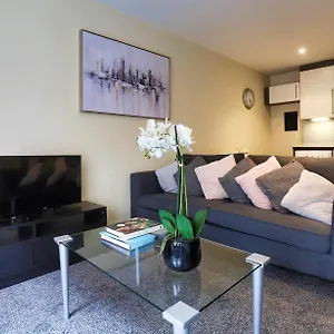 Lovely One Bed In Hip End Of Temple Bar