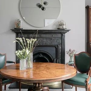 Guest house Pembroke Hall 3*