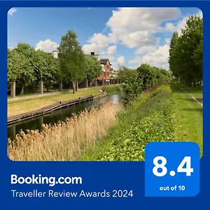 2 Bed 2 Bath With Canal View Apartment Dublin