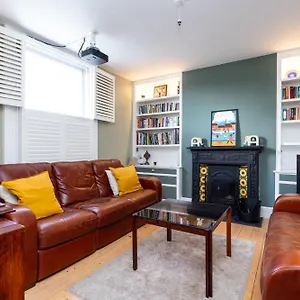 Charming Victorian 3bd Townhouse With Free Parking Dublino