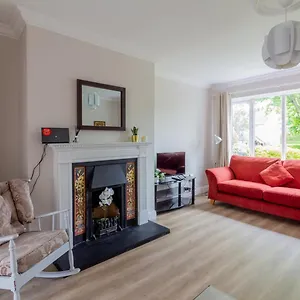 Guestready - A Charming Place Near Golf Centre Guest house Dublin