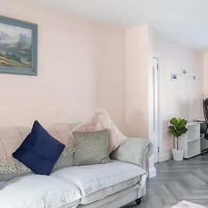 Affittacamere Guestready - Charming House In Drimnagh Dublino