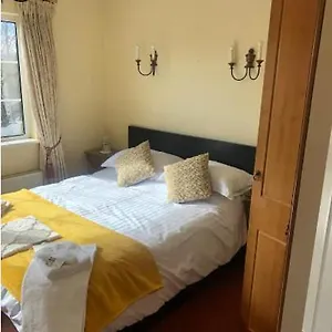 Homestay Private Comfortable Bedroom *