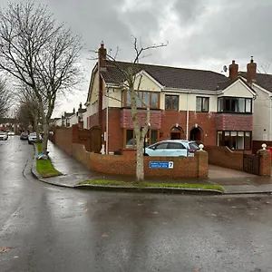 Out In B N B Bed & Breakfast Dublin