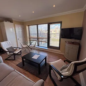 North Modern Apartment