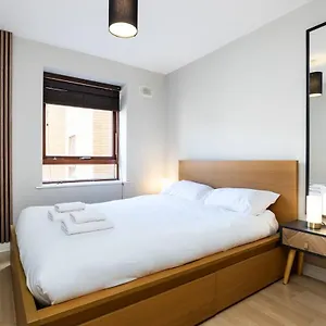 Apartment Scandinavian-inspired 2bed Near River Liffey *