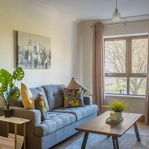 Guestready - Family Retreat By River Liffey