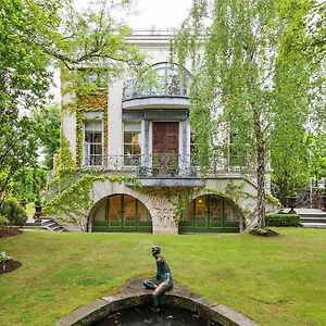 The Magical Embassy Willa