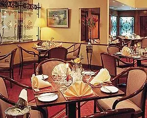 Hotel Royal 3*