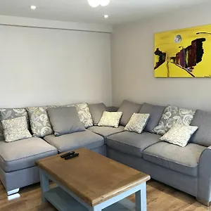 Ballsbridge Gardens Apartment