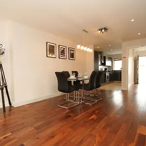 Grand Canal Quay - 3 Bedroom