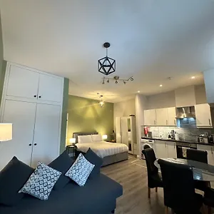 Daire City Centre Studio