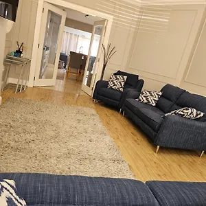 Modern 4-5 Bedroom House Dom wakacyjny Dublin