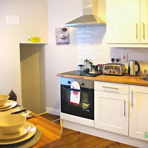 Apartment Fairview Serviced